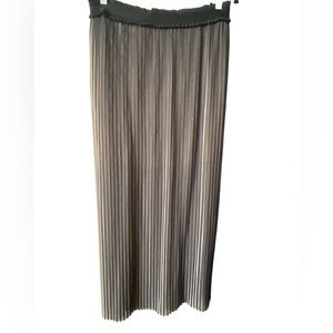 Vintage Y2K Nevada pleated maxi skirt Large